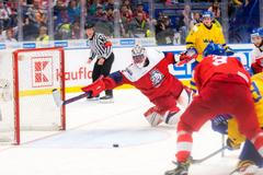 Lukáš Dostál ve čtvrtfinále MS do 20 let Česko - Švédsko