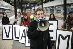 Happening Asistence o.s. Vlakem bez bariér - vozíčkář, hendikep, cestování, nádraží, vlak, Erik Čipera