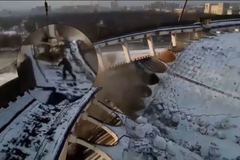 V Petrohradu zemřel dělník po nečekaném zřícení části stadionu