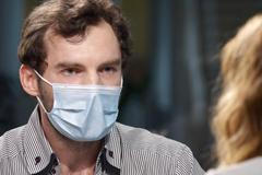 Roušky jsou v Číně čistý byznys, o politiku nešlo, klanění není nutné, říká Opletal