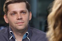 Učitel roku: Vymáhat pozici silou není autorita, ale autoritářství. Do školy nepatří