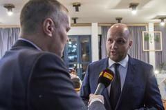 Dvojka na kandidátce OlaNO Jaroslav Naď: "Věříme, že se Slováci rozhodli pro změnu a že demokratická opozice bude schopná vytvořit slušnou vládu, která vydrží čtyři roky a posune Slovensko dále."