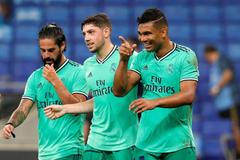 32. kolo španělské fotbalové ligy 2019/20, Espaňol Barcelona - Real Madrid: Casemiro slaví gól Realu na 0:1