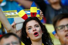 Euro 2016, Rumunsko-Albánie: rumunská fanynka