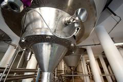 Budvar pivovar cylindrokónické tanky pivo