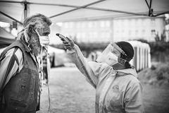 Lucie ŠIprová: fotoreportáž z koronavirového kontaktního centra pro lidi bez domova