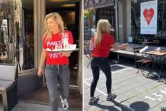 Temná budoucnost barmanek: Video si utahuje ze sociální distance