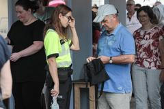 Fronty a turisté a Hradní stráž - Pražský Hrad