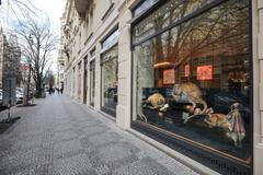 Koronavirus, Coronavir, COVID-19 - Prázdná Praha - rouška, respirátor, turisti, zákaz vstupů, zavřeno, Staroměstké náměstí, Pařížská