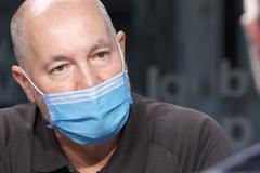 Denně mi vyhrožují, prý jsem přivezl do Česka koronavirus. Jsme na odpis, říká Papež