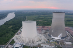 Demolice chladících věží v Německu