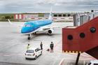 Letiště Václava Havla na pražské Ruzyni v době koronaviru (první obnovený let KLM z Amsterodamu))