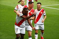 Rayo Vallecano (Luis Advincula)