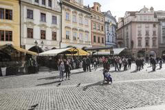 Koronavirus, Coronavirus, COVID-19 - Prázdná Praha - Staroměstské náměstí - 1. den nouzový stav - občan, nákaza, prevence, ilustrační foto