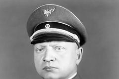 Jednorázové užití / Emanuel Moravec