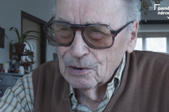 Paměť národa: Ve škole jsme povinně hajlovali, ředitel byl kolaborant, vzpomíná Hlava