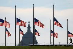 Útok v Orlandu: Vlajky na půl žerdi ve Washingtonu