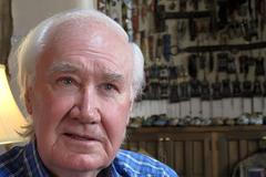 Forrest Fenn, sběratel, který v USA ukryl poklad.