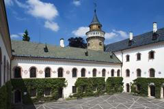 Státní zámek Sychrov