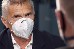 Státu se otevírá cesta do Smartwings: Číňané nabízejí svůj podíl za 1 Kč, tvrdí Vik