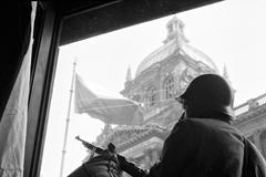 Obrazem: Boj proti nacistům. Během povstání padlo na české straně tři tisíce lidí