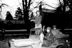 Jednorázové užití / Generál Patton / 1944