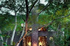 House of the Big arch