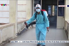 Přeborníka v boji s covidem vyděsili pouzí tři nakažení. Evakuuje desítky tisíc turistů