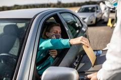 Drive-in Volby koronavirus Letná