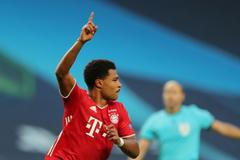 Serge Gnabry slaví gól v semifinále LM Bayern - Lyon