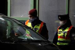 Maďarská kontrola na hranici s Rakouskem.