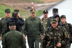 Jednorázové užití / Alexandr Lukašenko / Bělorusko / Armáda