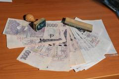 Padělky bankovek, peníze - ČNB - Česká národní banka