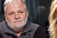 Koronavirus evolučně nezpůsobí vůbec nic, musel by likvidovat mladé lidi, říká Zrzavý