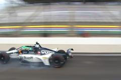 Havárie Fernanda Alonsa při tréninku na závody Indy 500