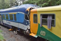 nehoda, vlak, Pernink