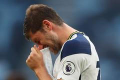 Premier League - Tottenham Hotspur v Everton