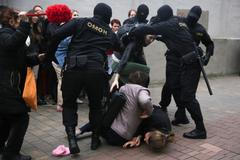 Bělorusko Minsk policie demonstrace zásah