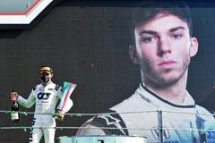 Pierre Gasly z AlphaTauri slaví triumf ve Velké ceně Itálie formule 1 2020