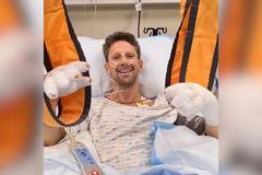 Romain Grosjean zdraví fanoušky z nemocnice