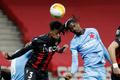 fotbal, Evropská liga 2020/2021, OGC Nice - Slavia Praha, Peter Olayinka dává gól