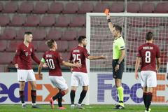 fotbal, Evropská liga 2020/2021, Sparta Praha - Lille, Ladislav Krejčí, červená karta