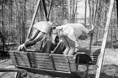 Jednorázové užití / Fotogalerie / Fascinující lidskost života na fotkách Gustava Aulehly. Tak se kdysi žilo v Sudetech.