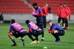 Fotbalisté Nice před zápasem Evropské ligy Slavia - Nice