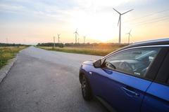 Chorvatsko II - cesta z Dubrovníku do Prahy po neplacených cestách; benzinové pumpy, jízda, silnice, dálnice