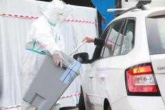 Drive-in Volby Koronavirus Beroun