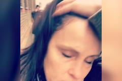 Drsné záběry životní zkoušky. Žena přišla o jazyk, musela se znovu učit mluvit