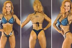 Z blbé blondýny je Xena. Pazderková šokovala proměnou v soutěži Bikini fitness