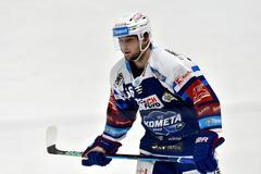 Utkání 27. kola hokejové extraligy: HC Kometa Brno - HC Oceláři Třinec, 13. prosince 2020 v Brně. Tomáš Šoustal z Brna