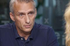 Štulík: Operuji nejhorší úrazy páteře, stovky ročně, skok do mělké vody je blbost